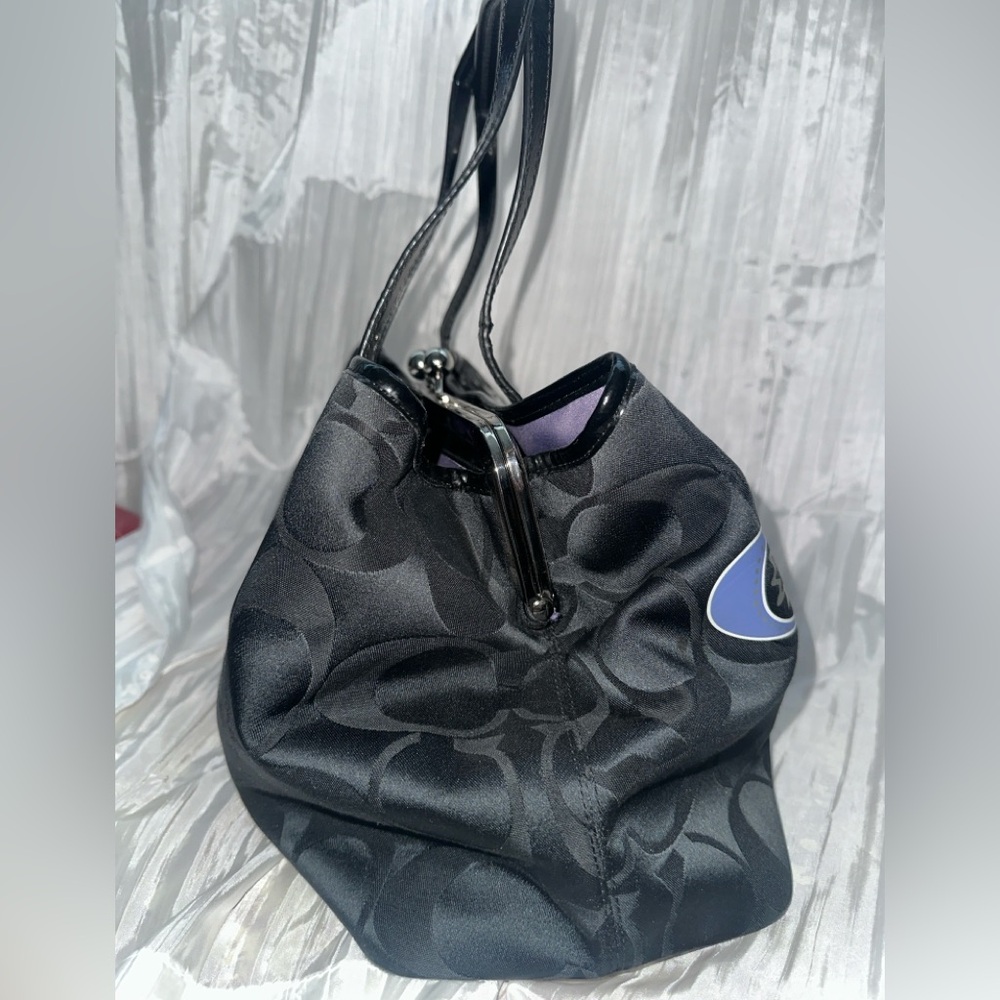 Coach Black Signature Canvas Optic Artistic Tote w Kisslock Closure EUC. - Picture 7 of 16